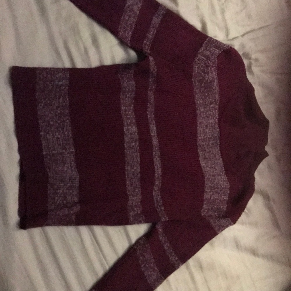 Red striped sweater crop top